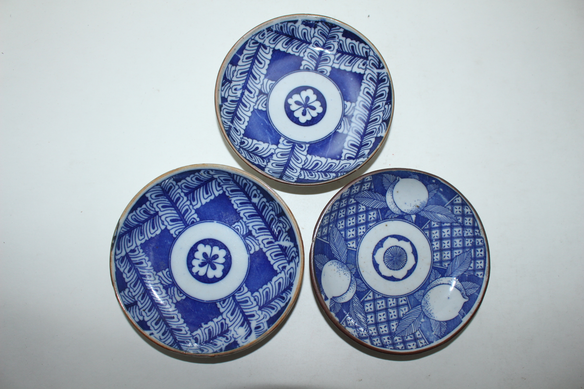 연대가좋은 외사기 청화백자화문완 3점