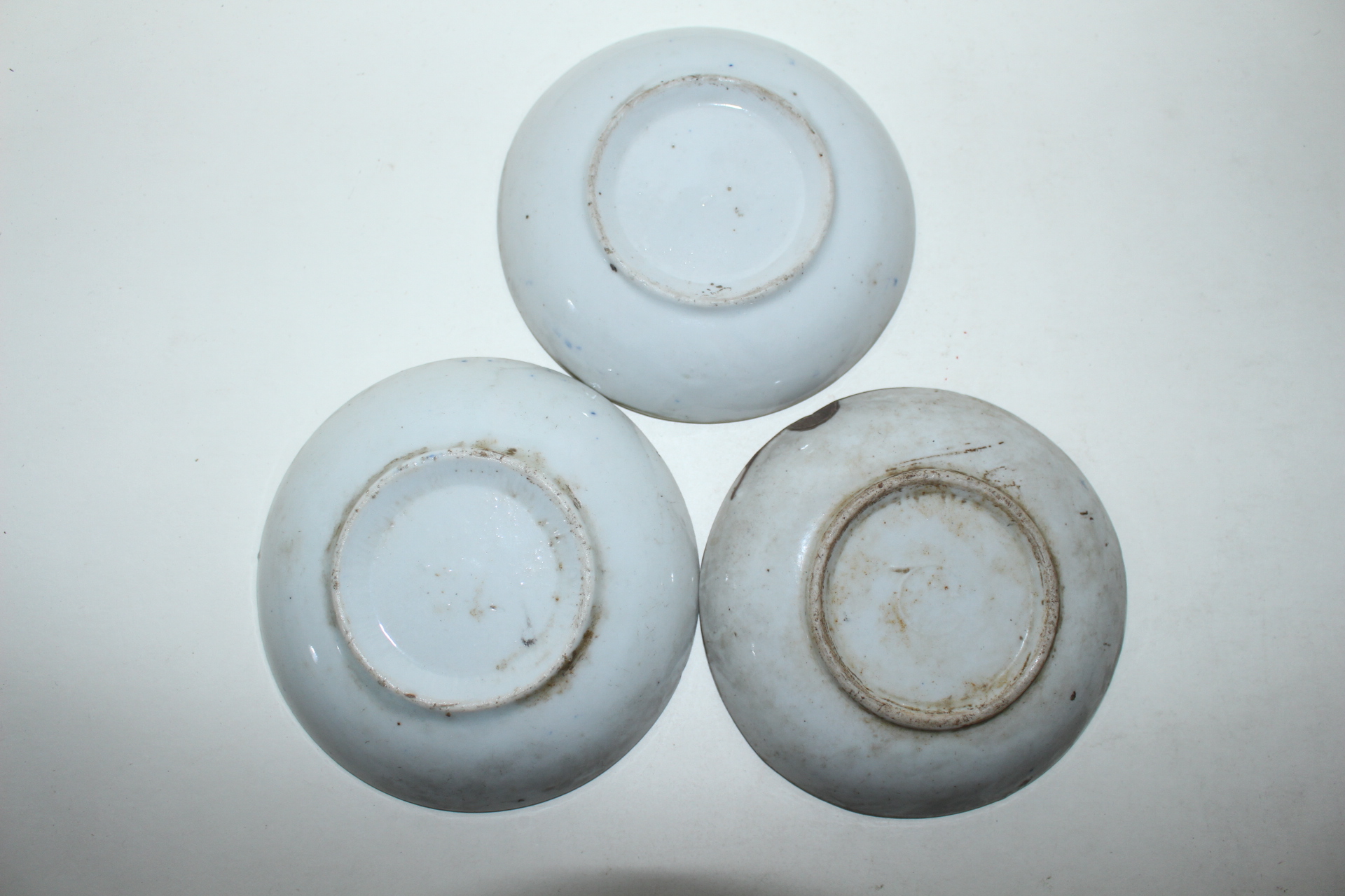 연대가좋은 외사기 청화백자화문완 3점