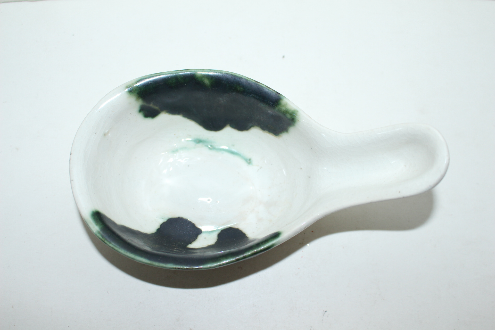 연대가좋은 청자오리배 스푼모양완