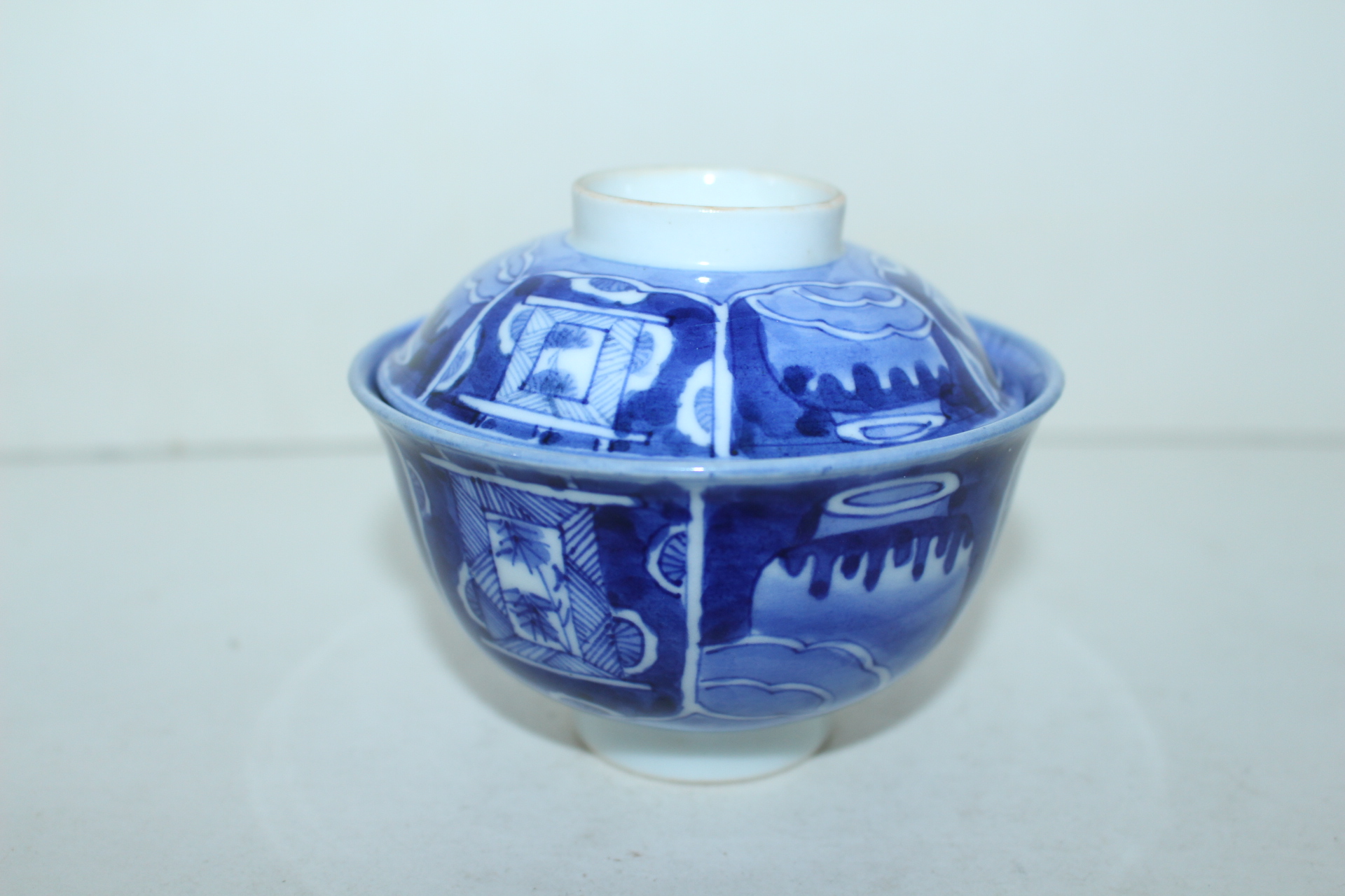 100년이상된 청화백자 정물문개완