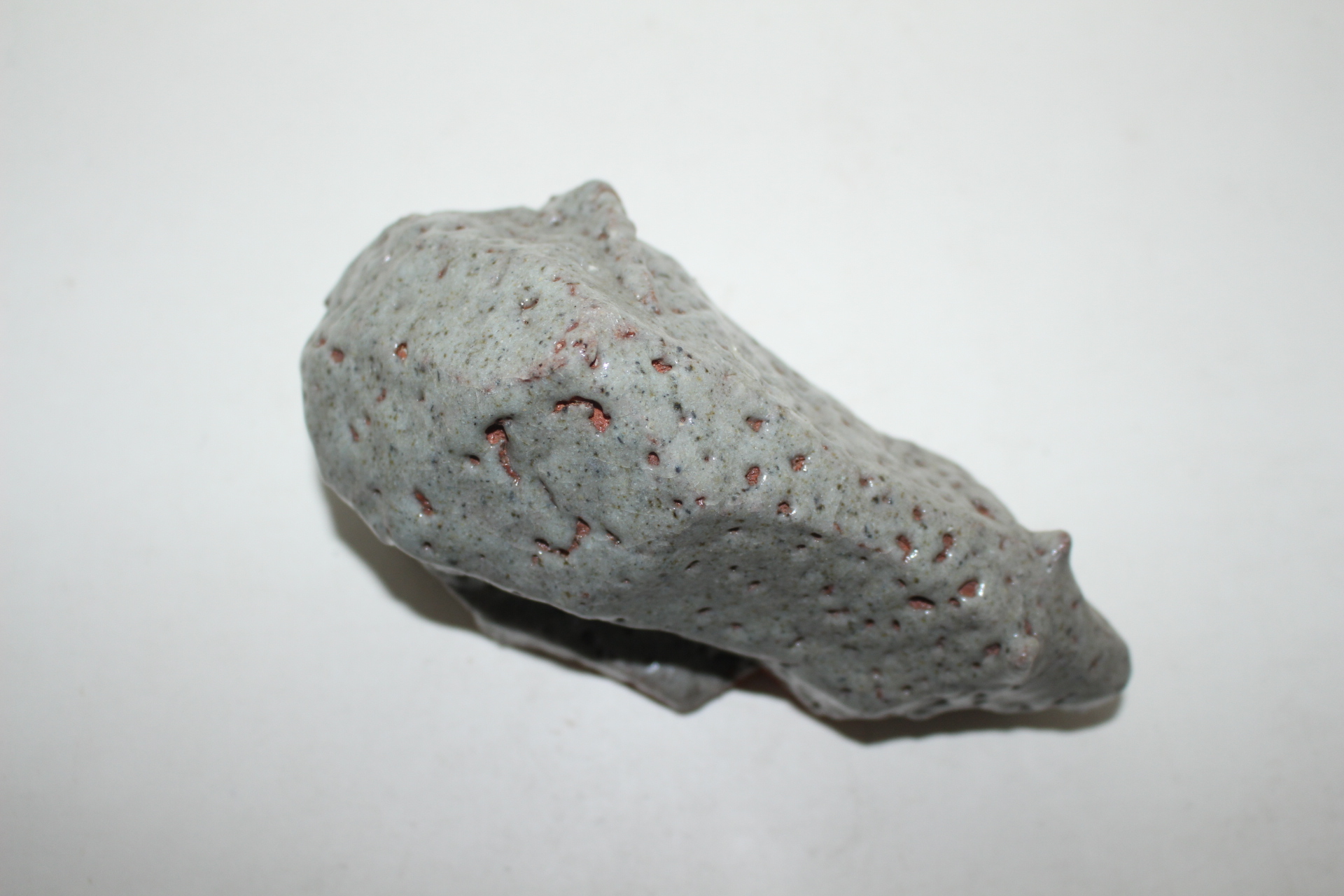 청자도자기 쥐 조각상