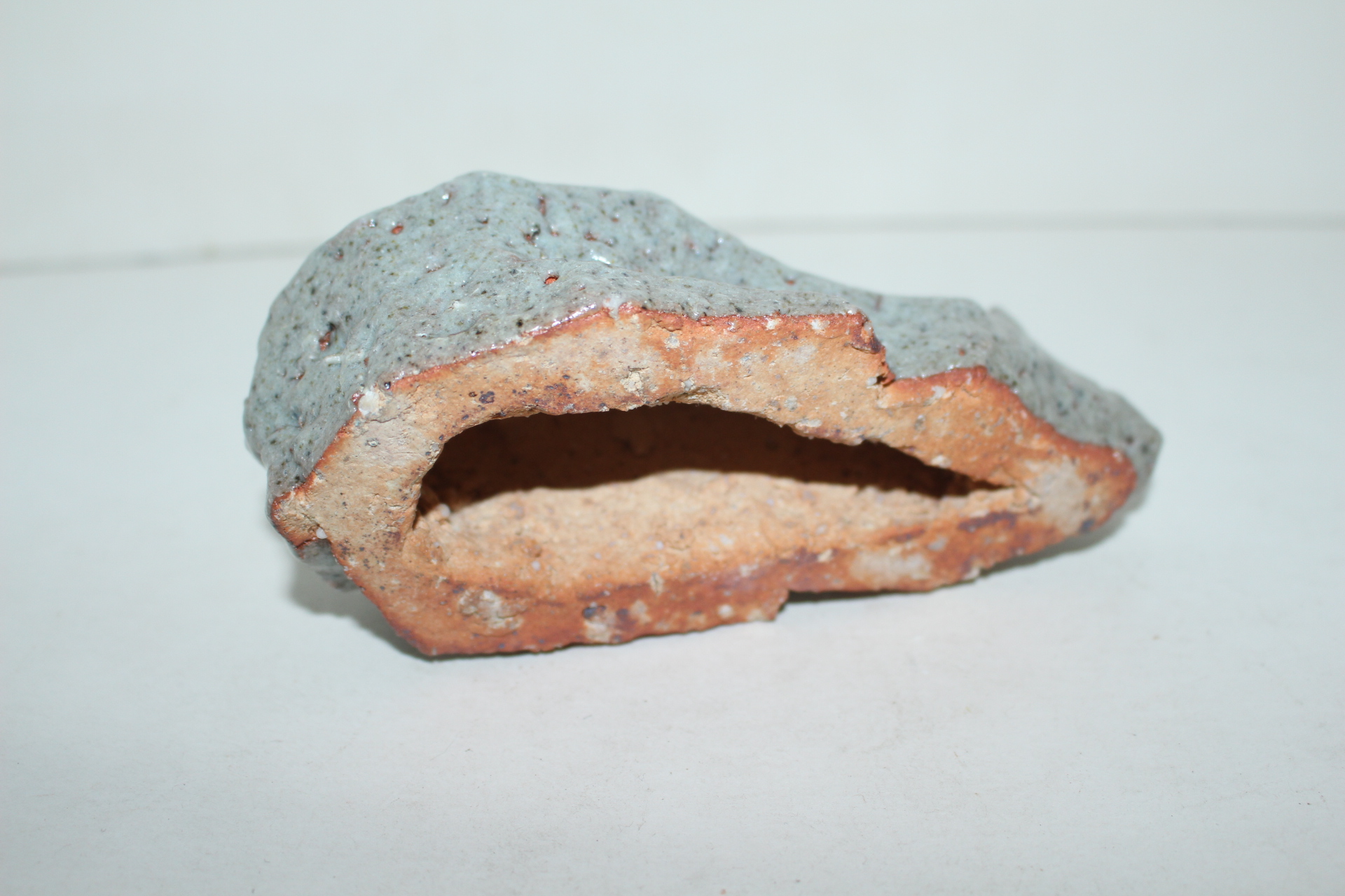 청자도자기 쥐 조각상