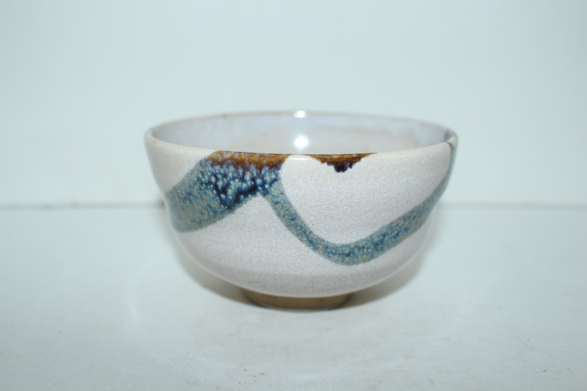 연대가좋은 청자 철화추상문 말찻잔