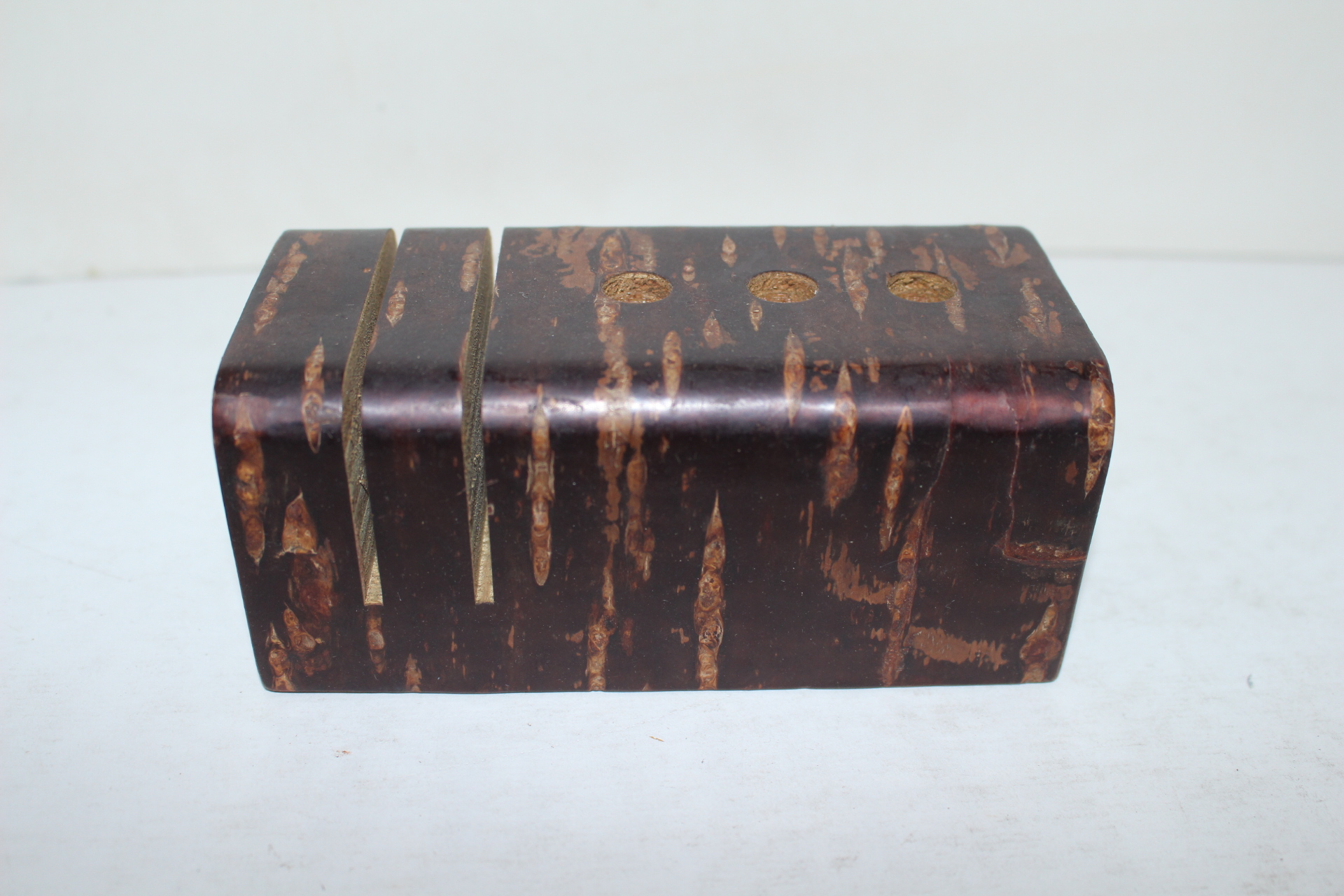 벚나무로된 고임나무