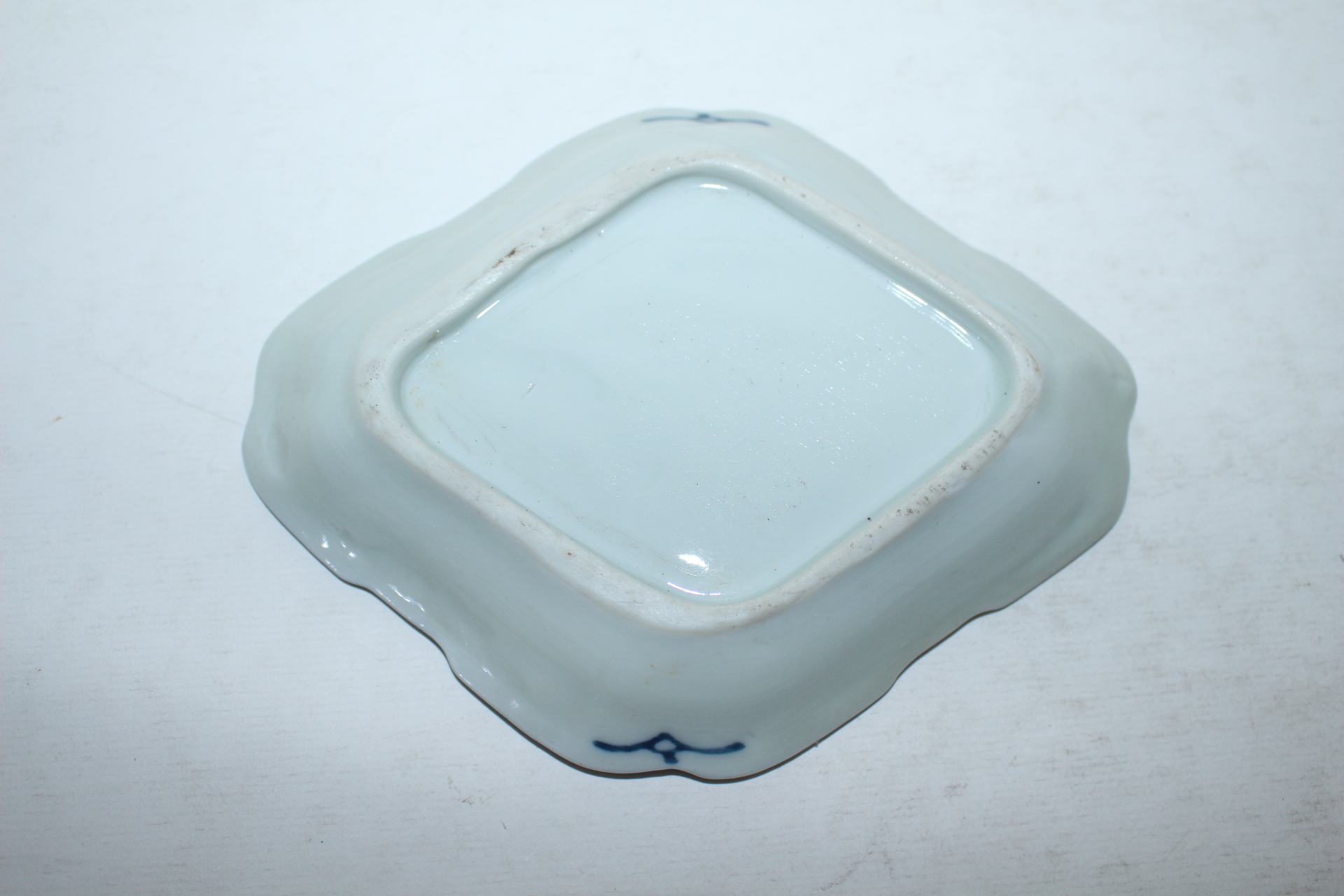 연대가좋은 청화백자 산수문 사각완