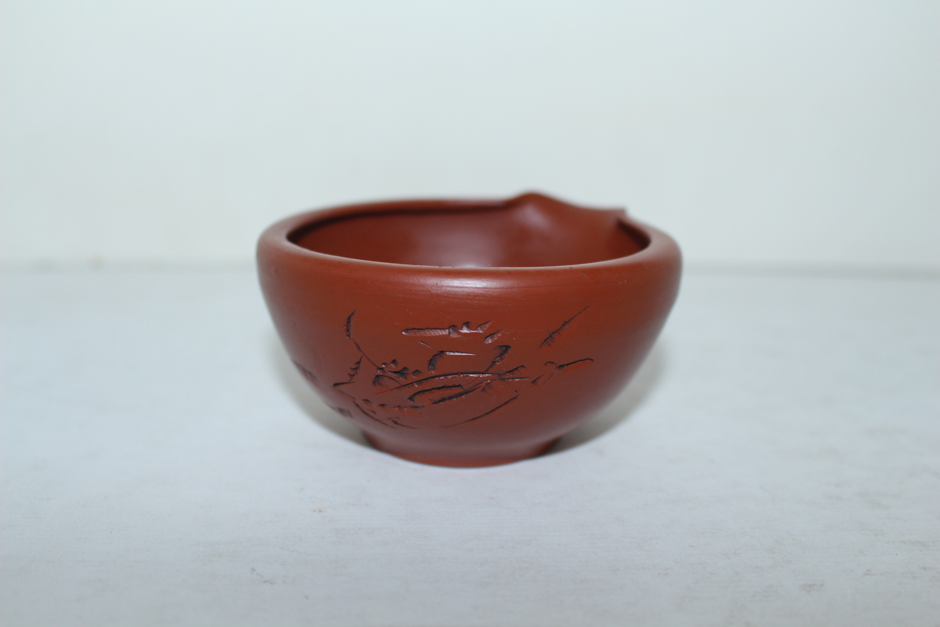 자사도자기 음각초화문 수구