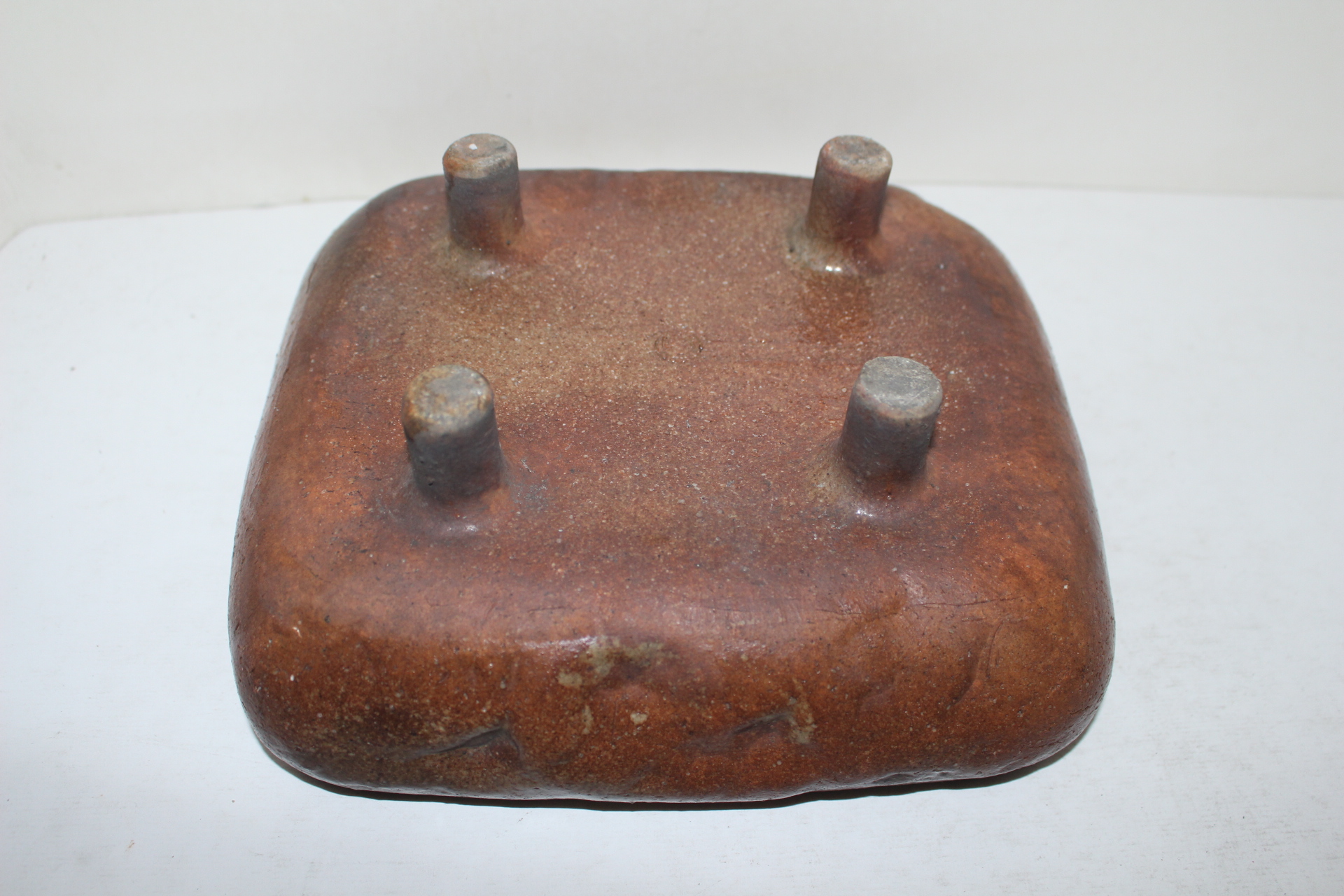 연대가좋은 시가라끼 청자 사족수반