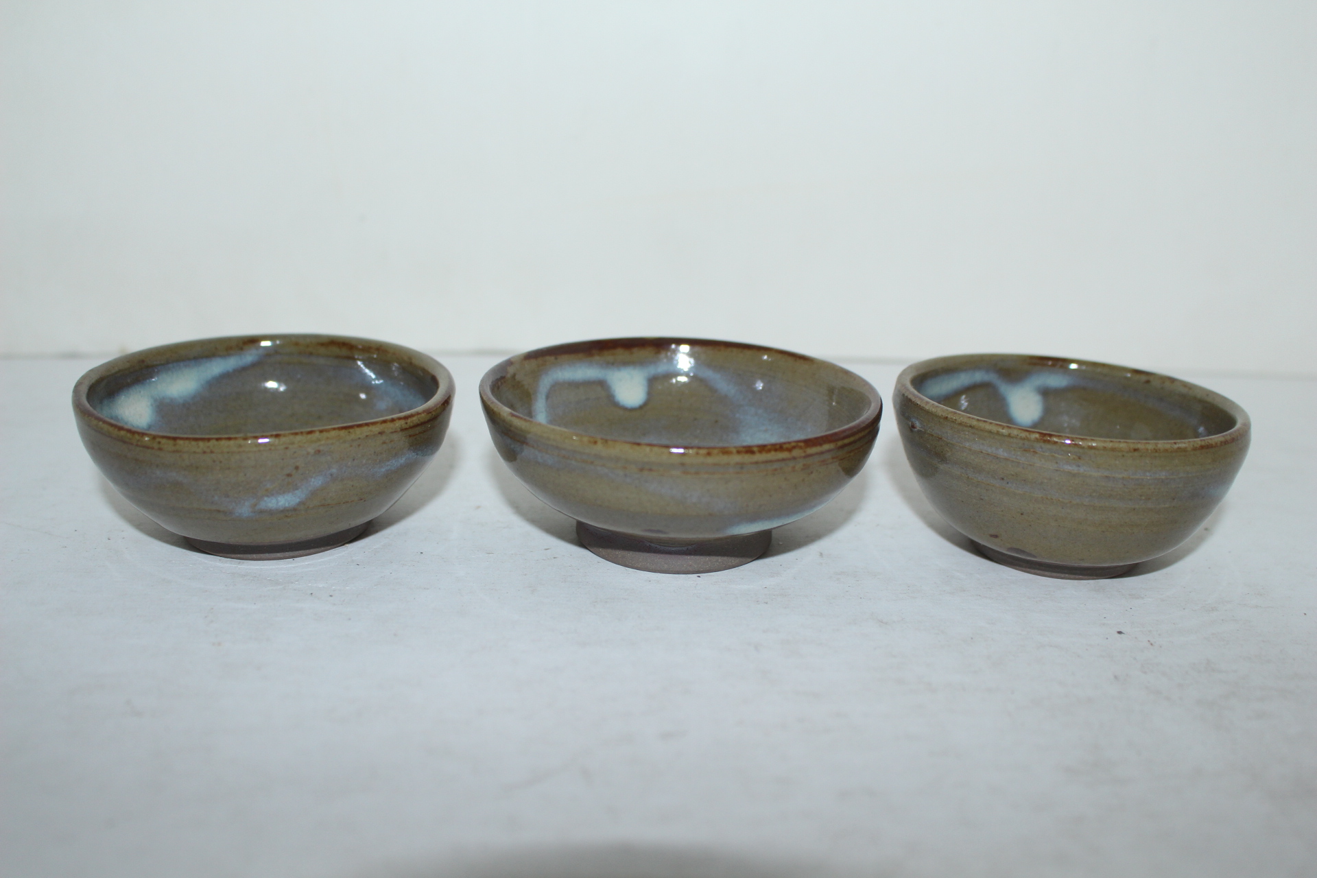 청자 백채흘림잔 3점