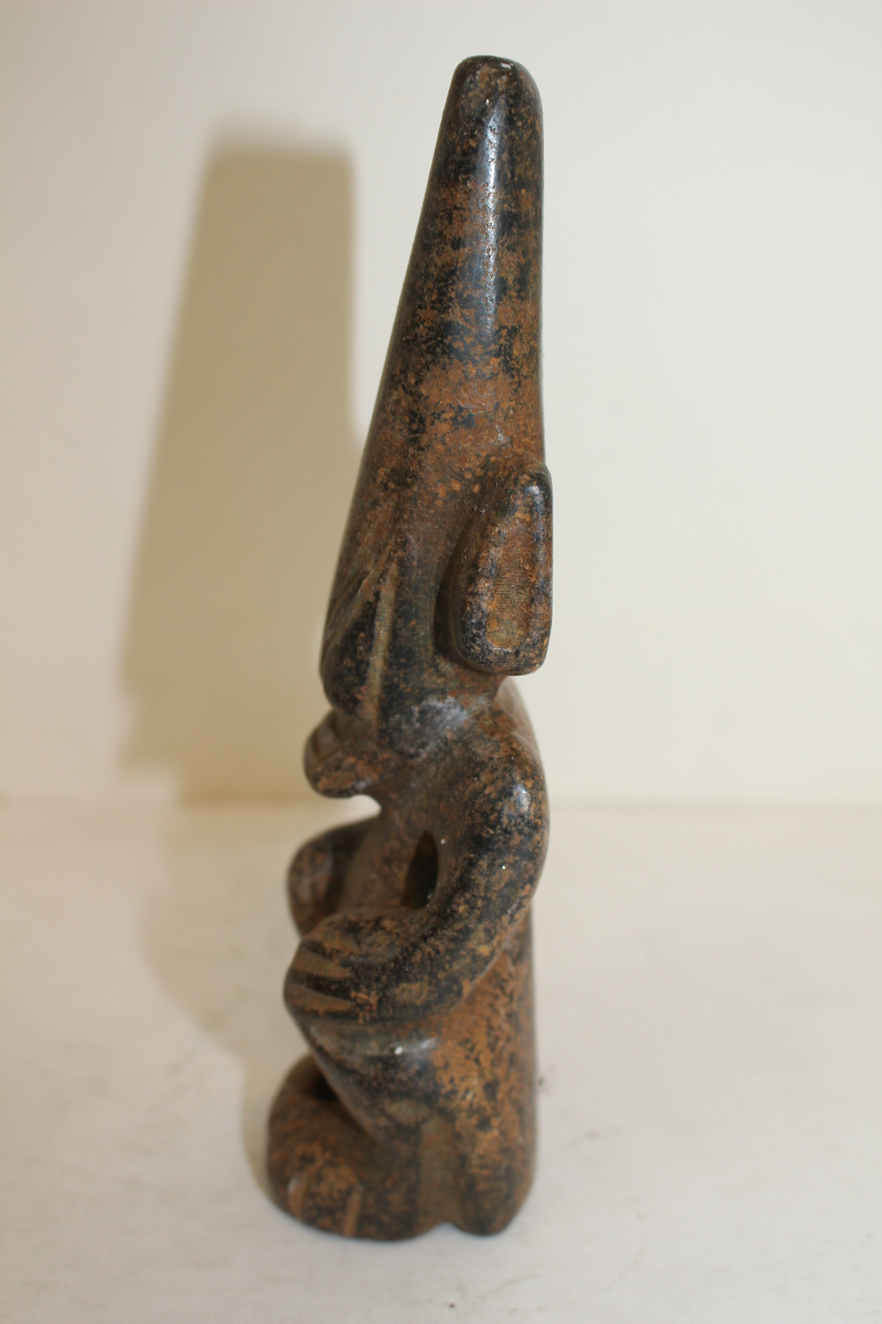 홍산문화-퇴화곤옥돌 귀형옥조각상