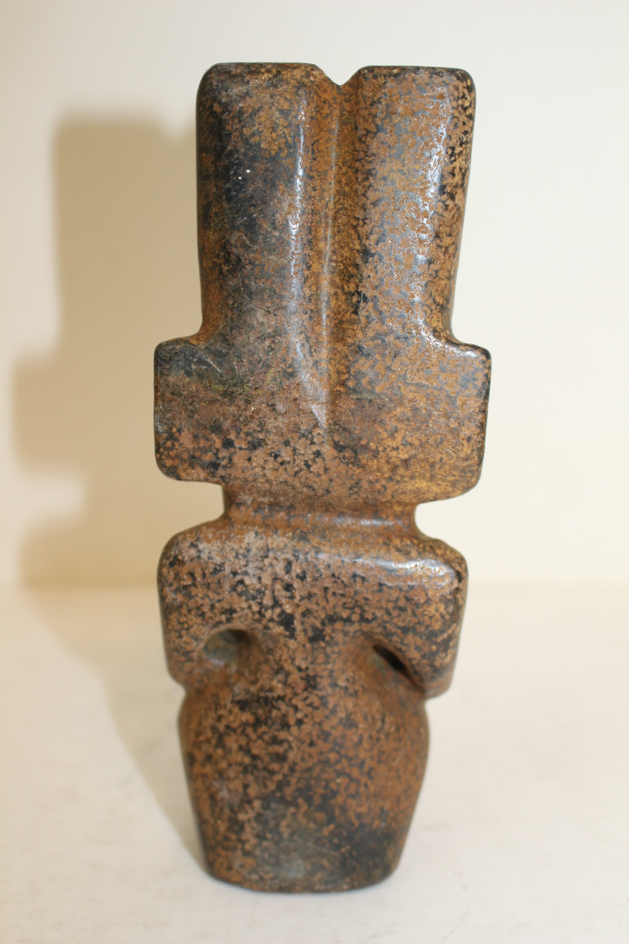 홍산문화-퇴화곤옥돌 귀형옥조각상