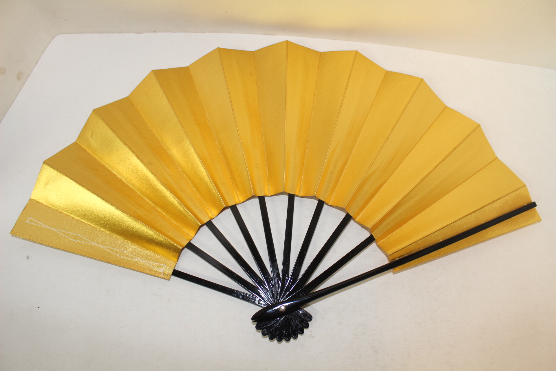 대나무받침대와 부채