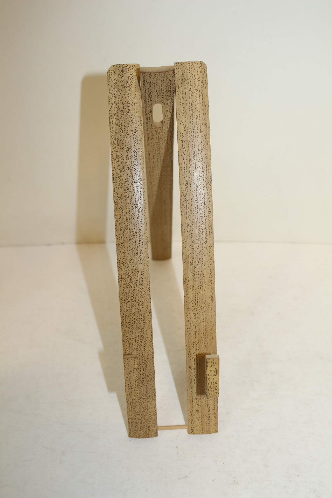 대나무받침대와 부채