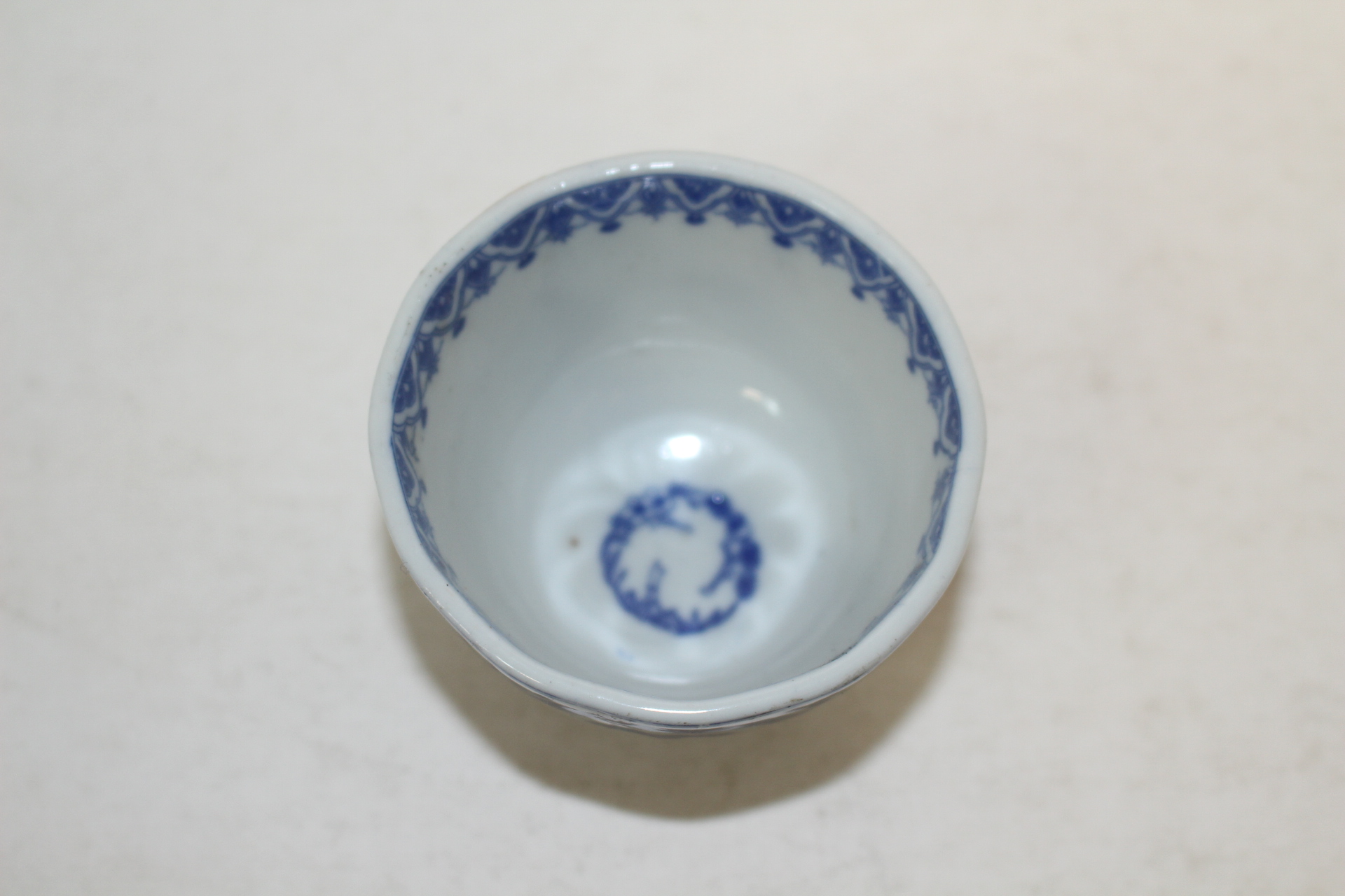 연대가좋은 청화백자화문 화형잔