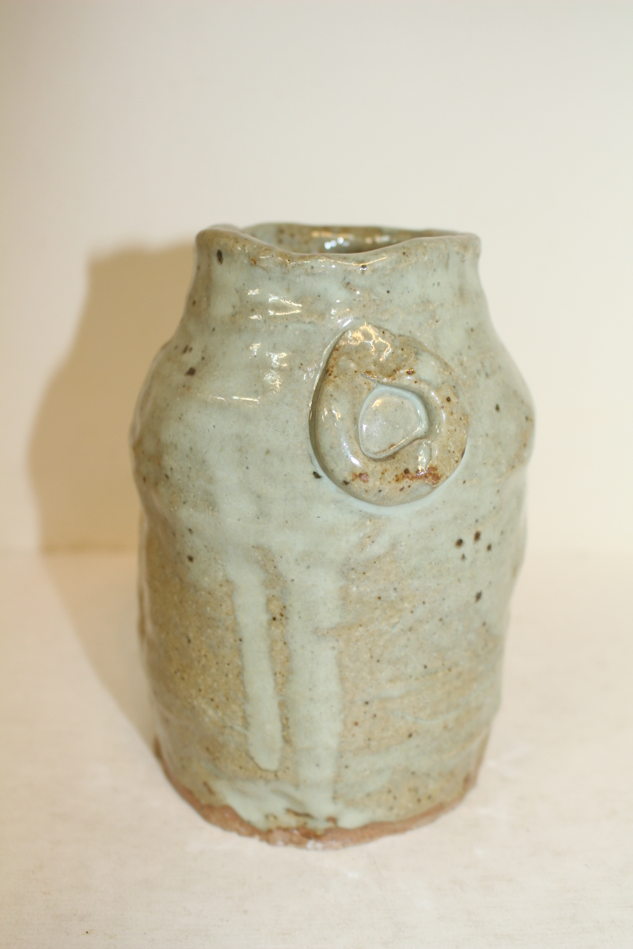 묵직한 청자 이귀호