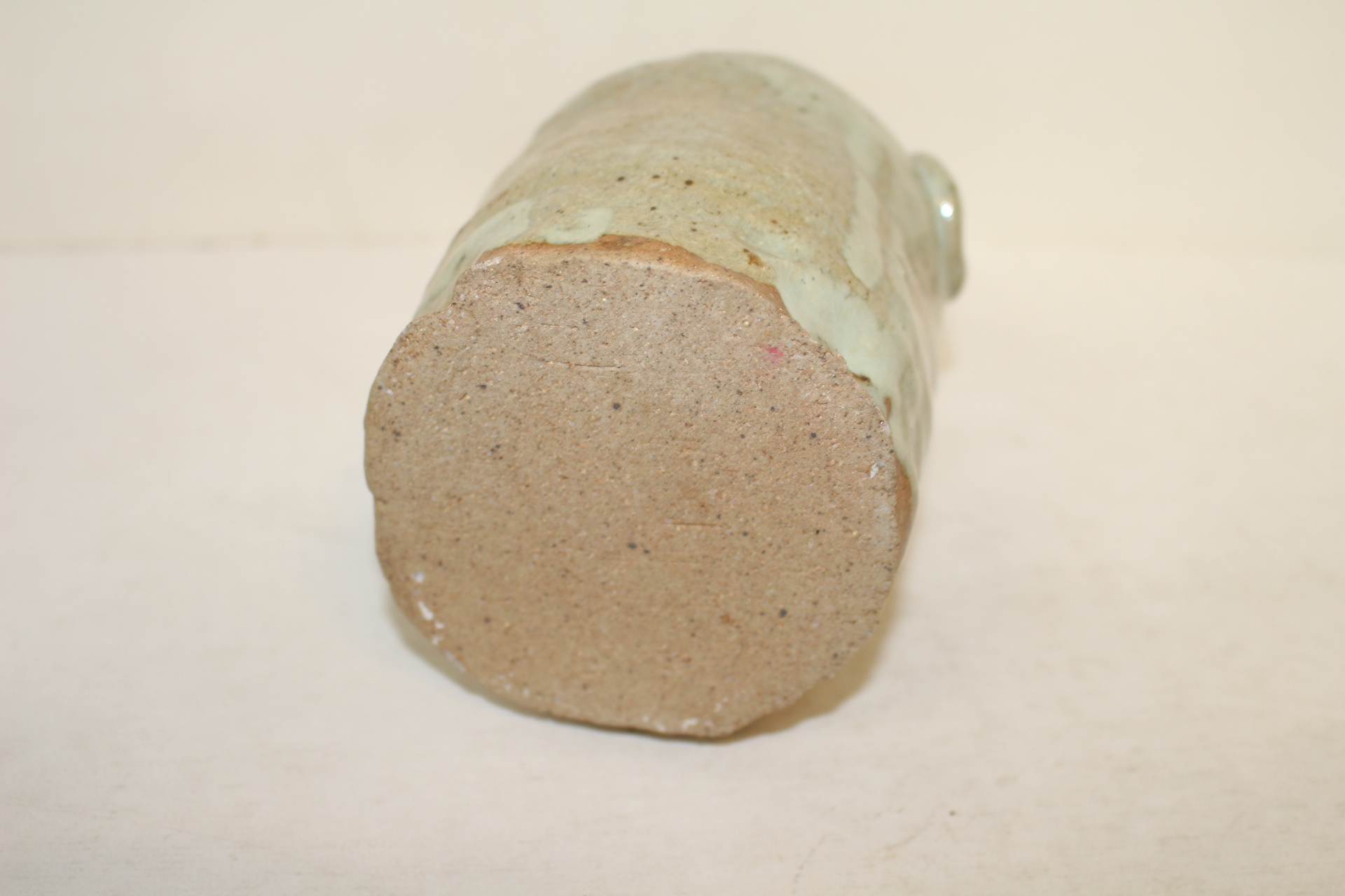 묵직한 청자 이귀호