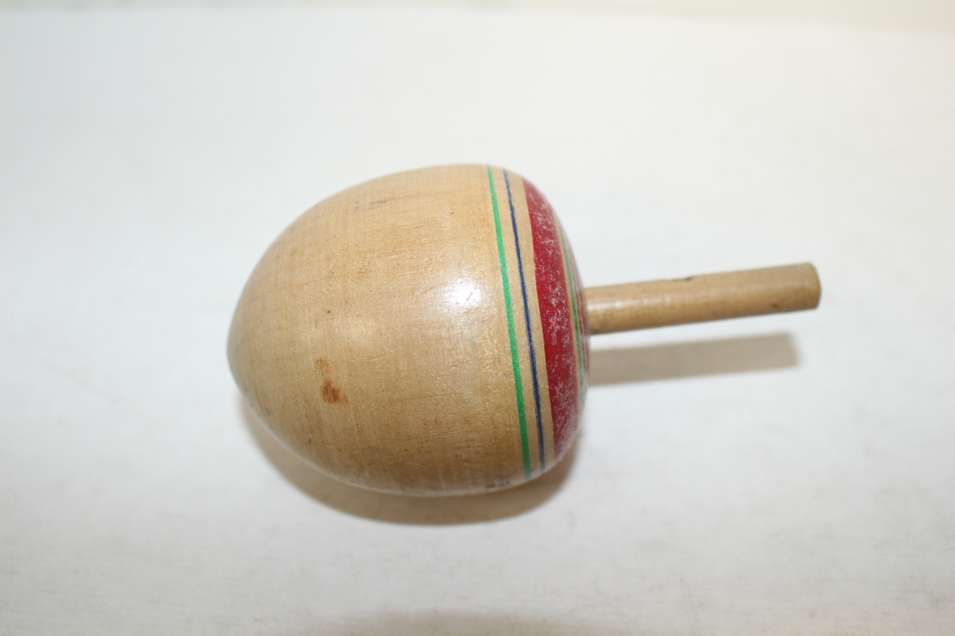 근대사 나무로된 둥근팽이