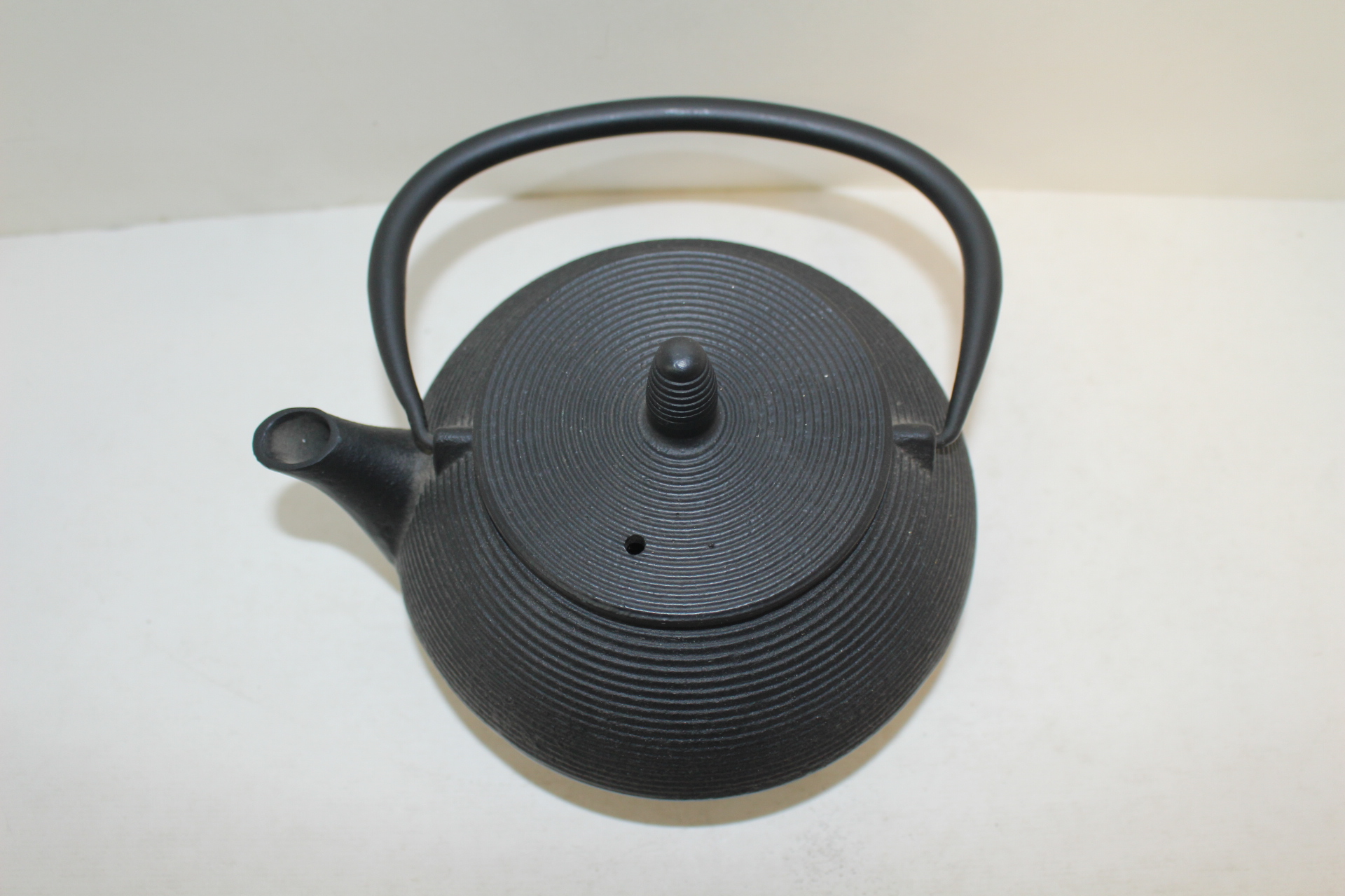 묵직한 무쇠로된 주자