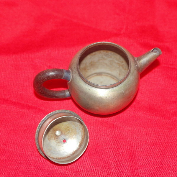 연대가 좋은 골동 다관