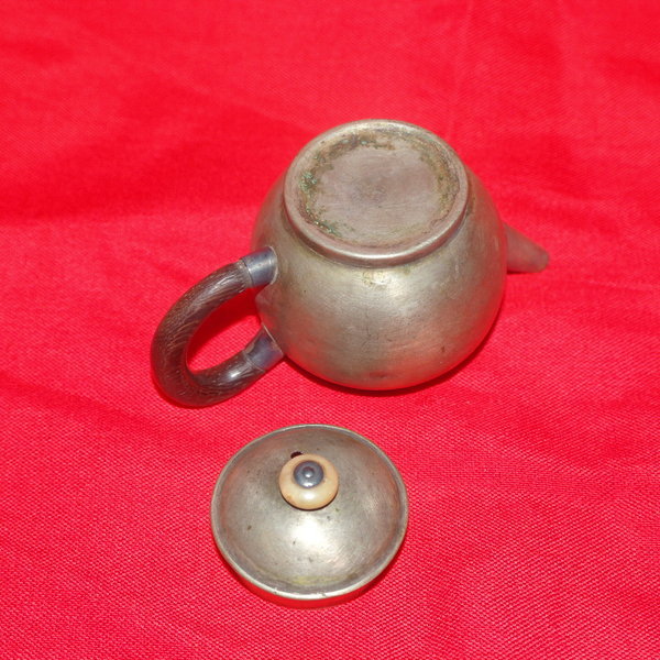 연대가 좋은 골동 다관