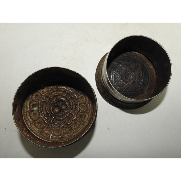 골동-은합금 타출 동물문 합