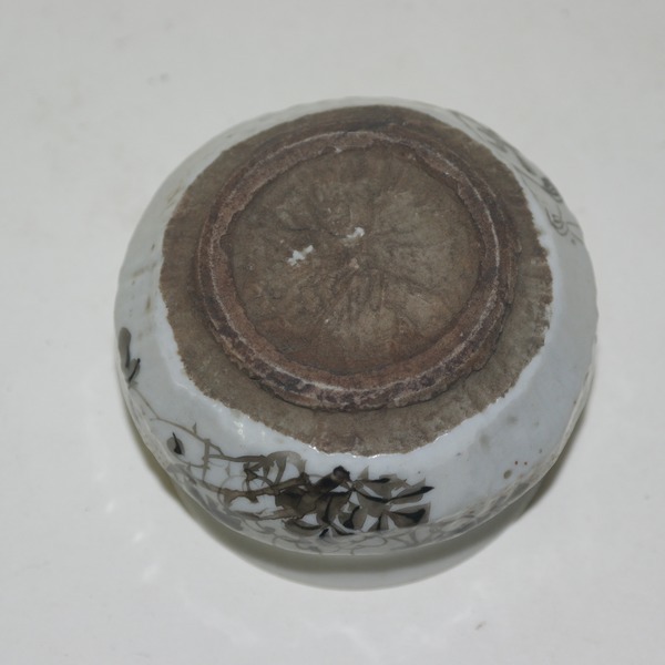 100년이상된 철화백자 퇴수기