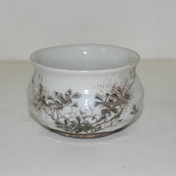 100년이상된 철화백자 퇴수기