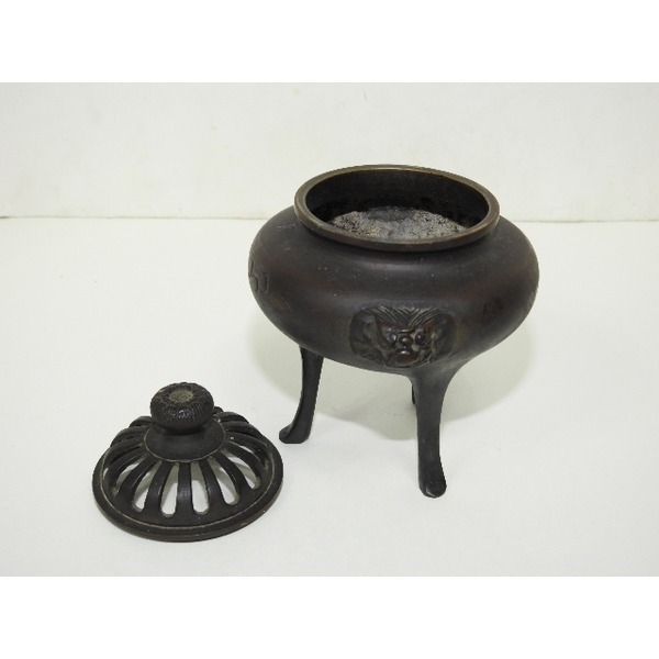 연대좋은 청동삼족향로