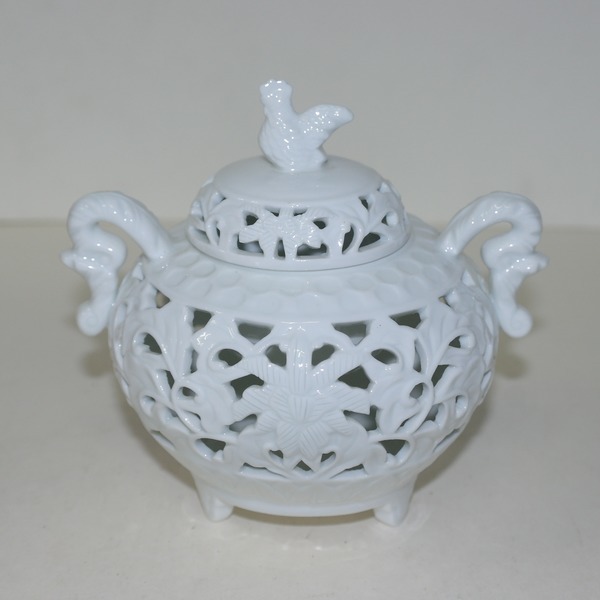 순백자 투각 향로