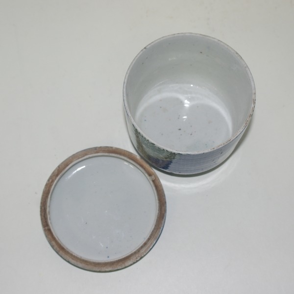 100년이상된 청화백자화문 합