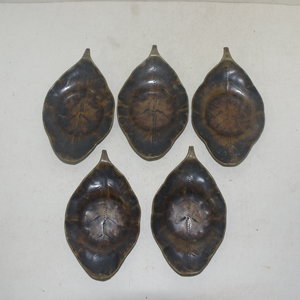 연대가좋은 동으로된 골동 차탁5점