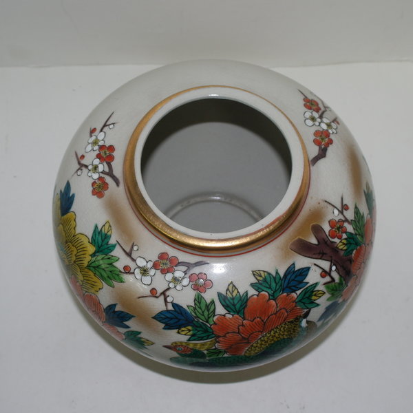 구곡가마 작품의 청자진사금채조화문 대호