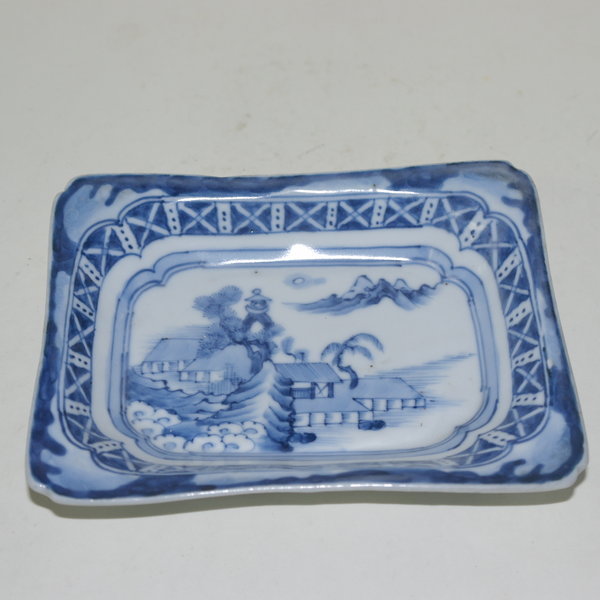 150년이상된 양촌고이마리 산수문 사각완