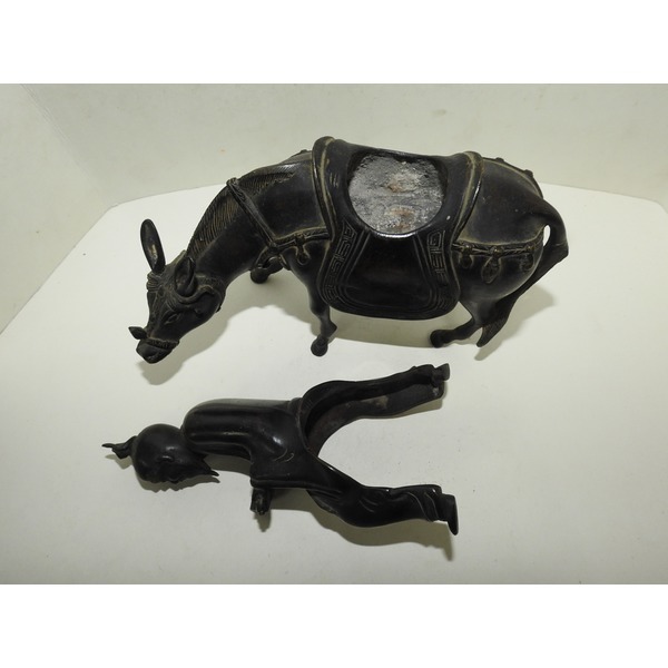 골동-묵직한 청동으로된 말을탄 신선 향로