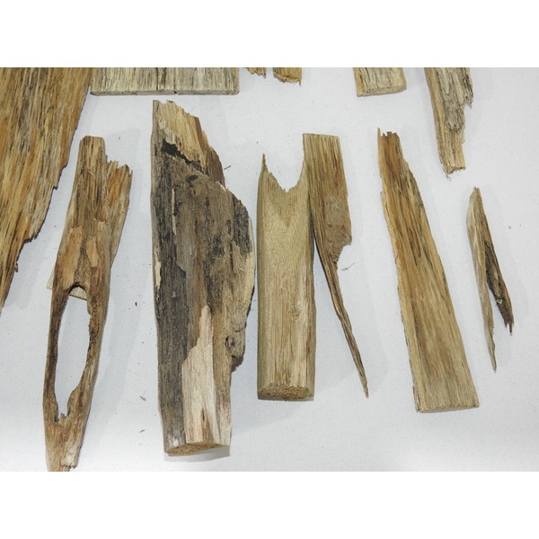 원목 침향(沈香)일괄 110그람