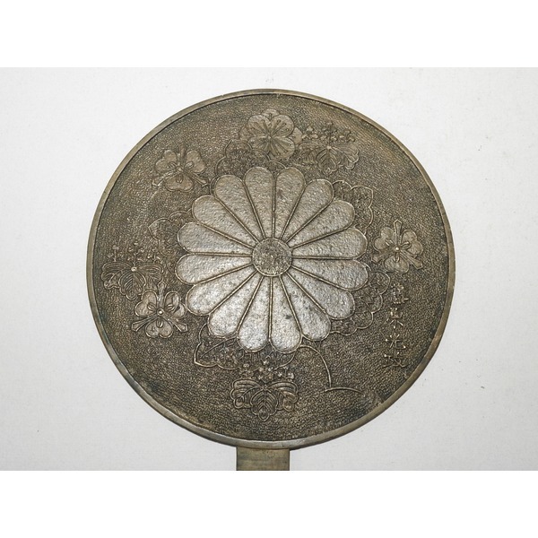 골동-청동으로된 청동거울