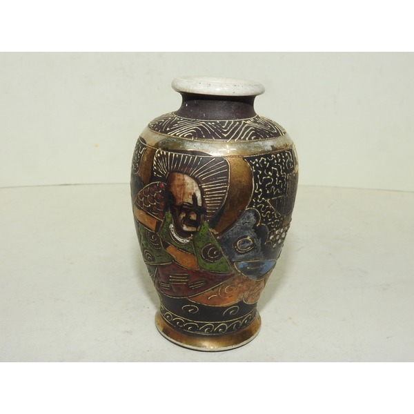 골동-사스마분청자 관음문 호