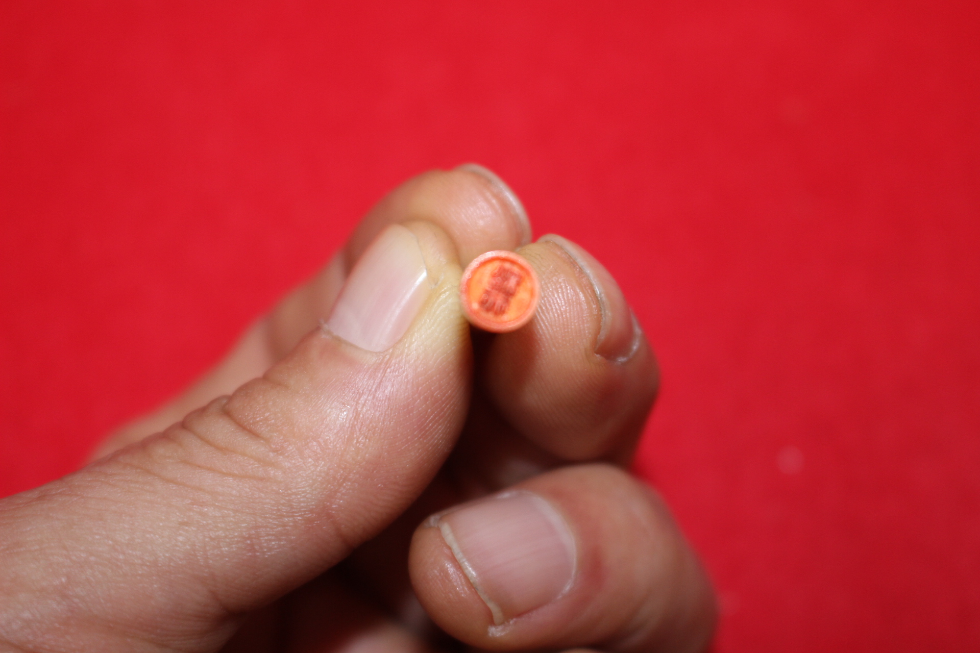 아주정교한 초소형크기의 상아로된 도장