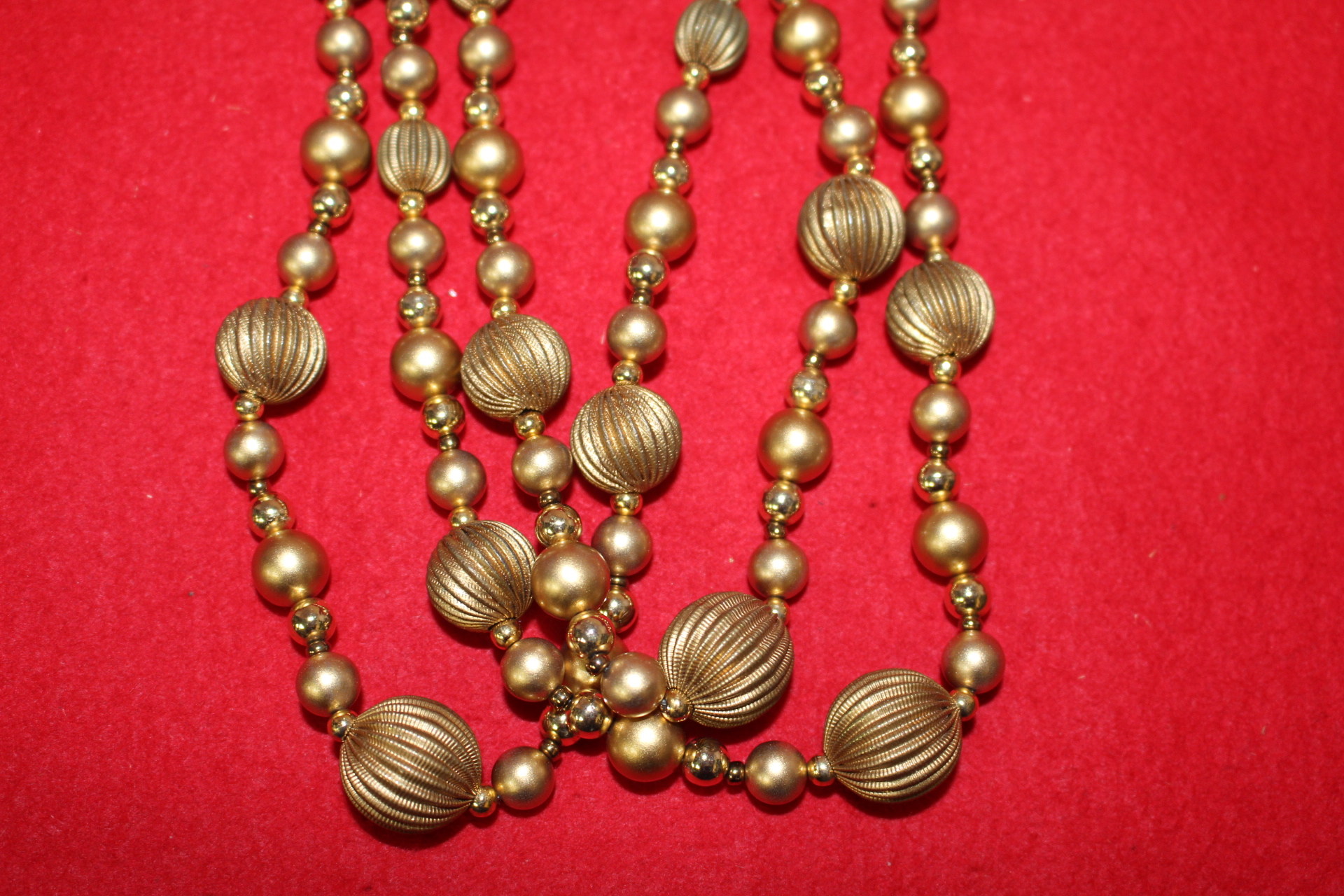 아름다운 미사용 목걸이