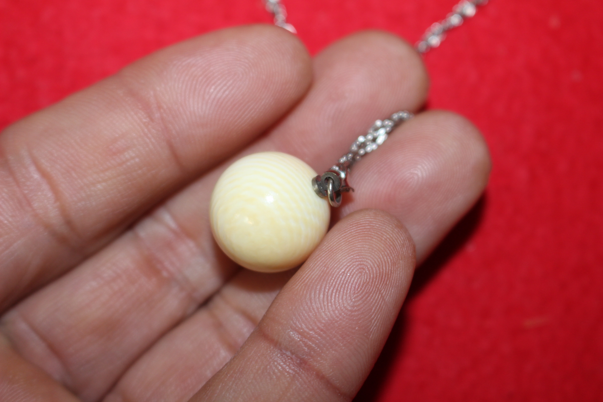 진품 상아추가 장식된 목걸이