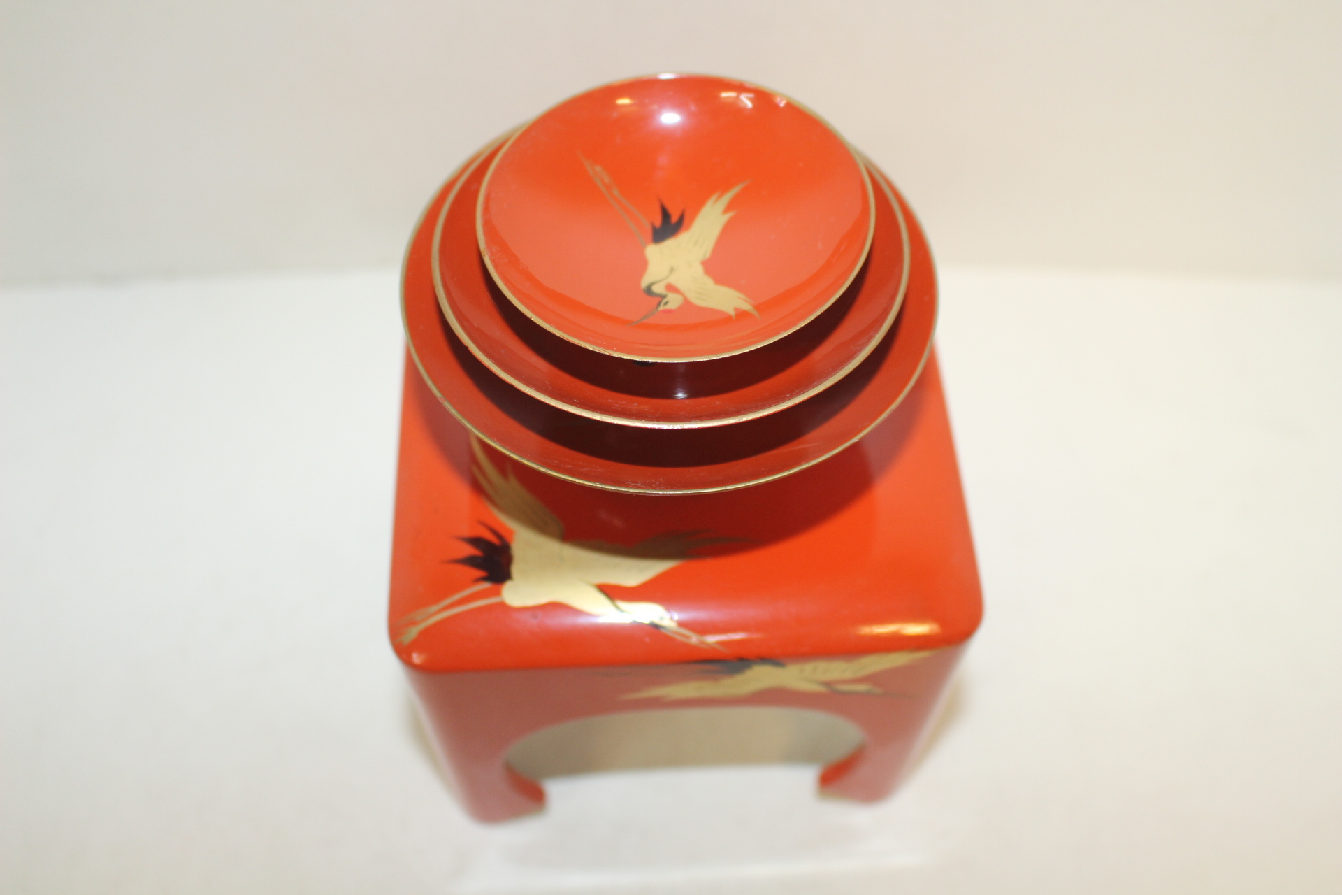 명품-나무에 옷칠후 학문그림이 있는 잔받침과 잔3점셋트