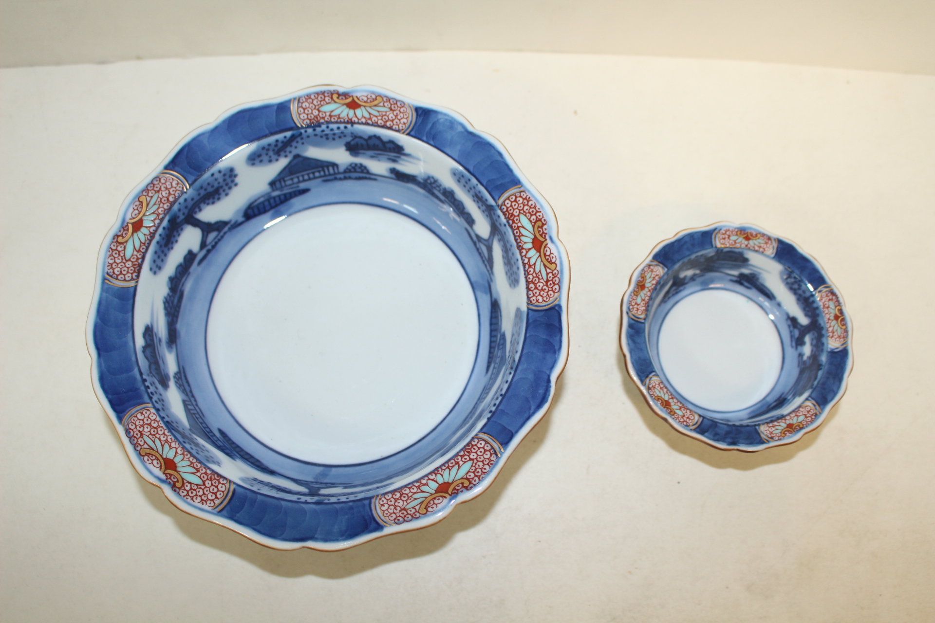 이마리 청화백자 진사금채산수문 화형완 10점셋트