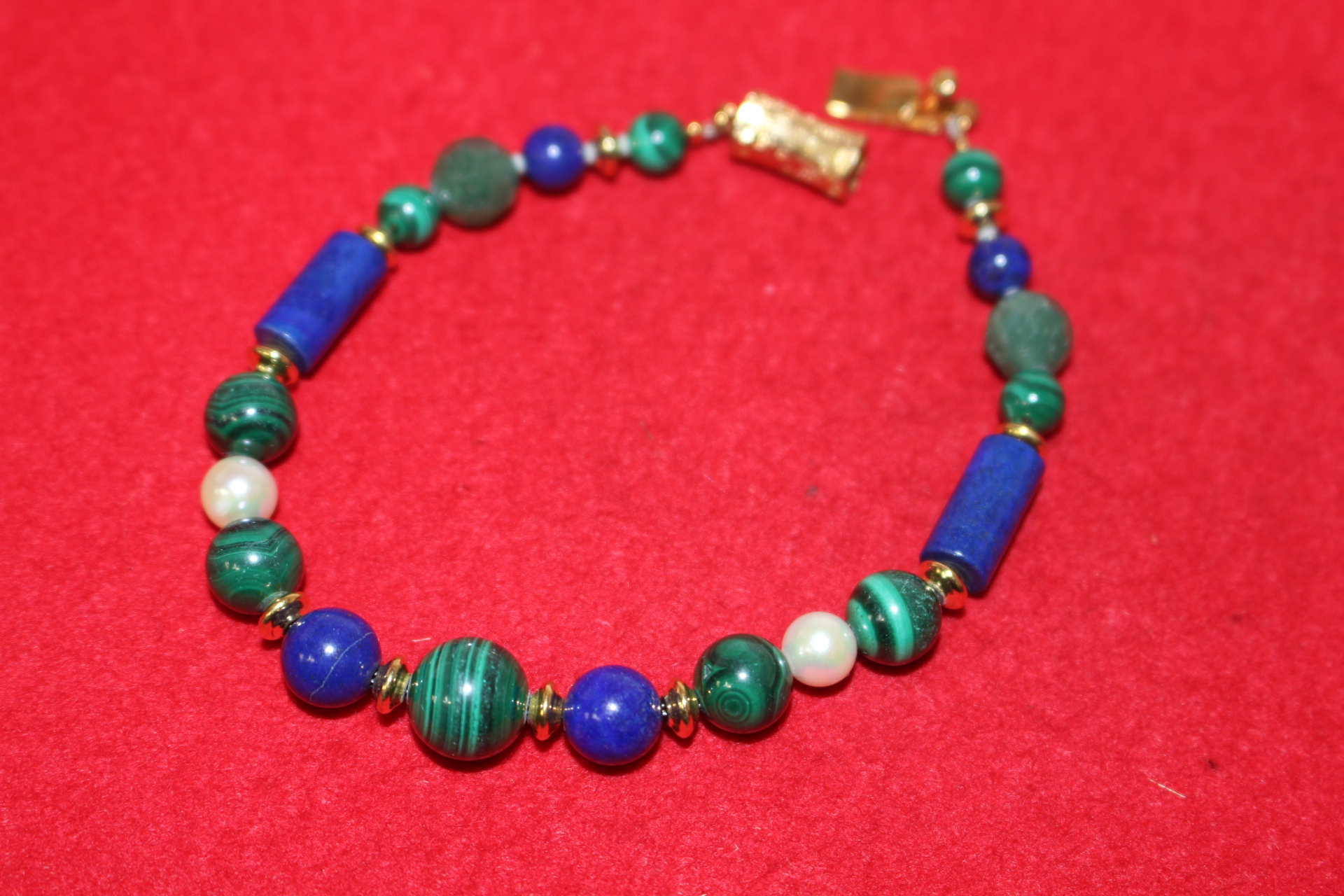 옥돌 진주로된 팔찌