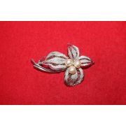 진주장식 브롯지