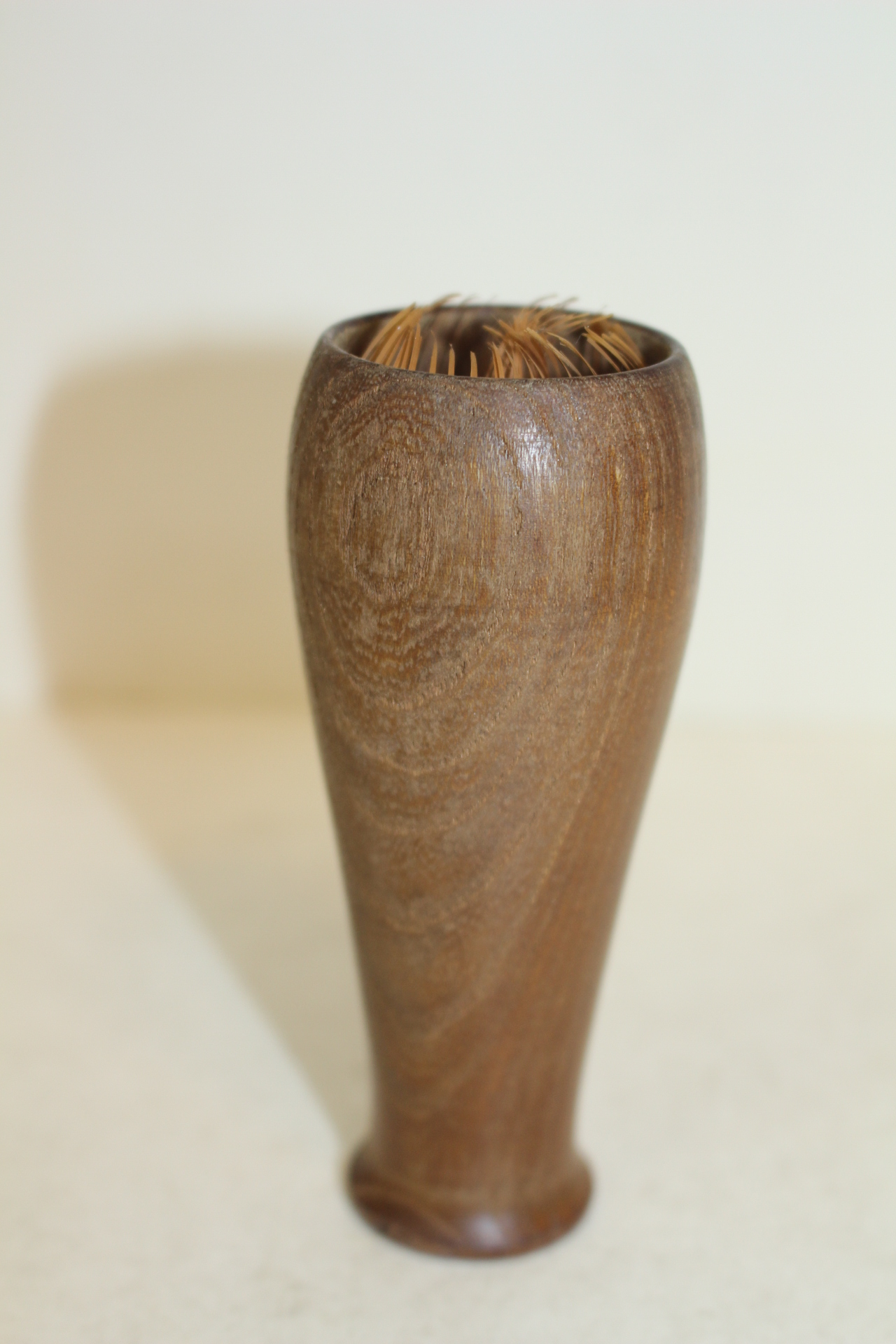 나무로된 차솔통과 말차솔