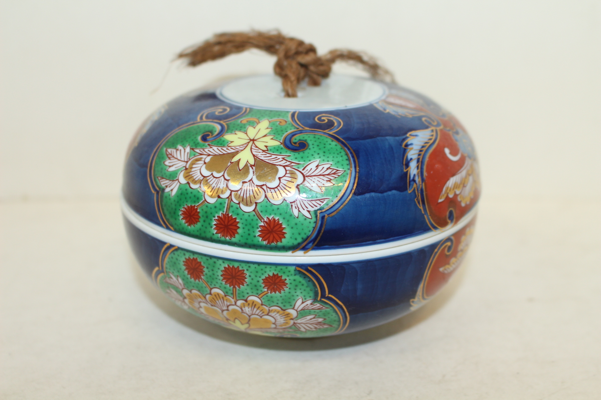 이마리 청화백자진사금채 합