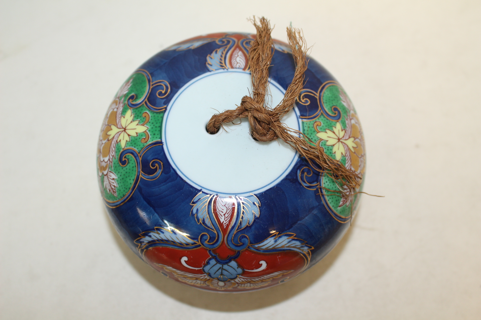 이마리 청화백자진사금채 합