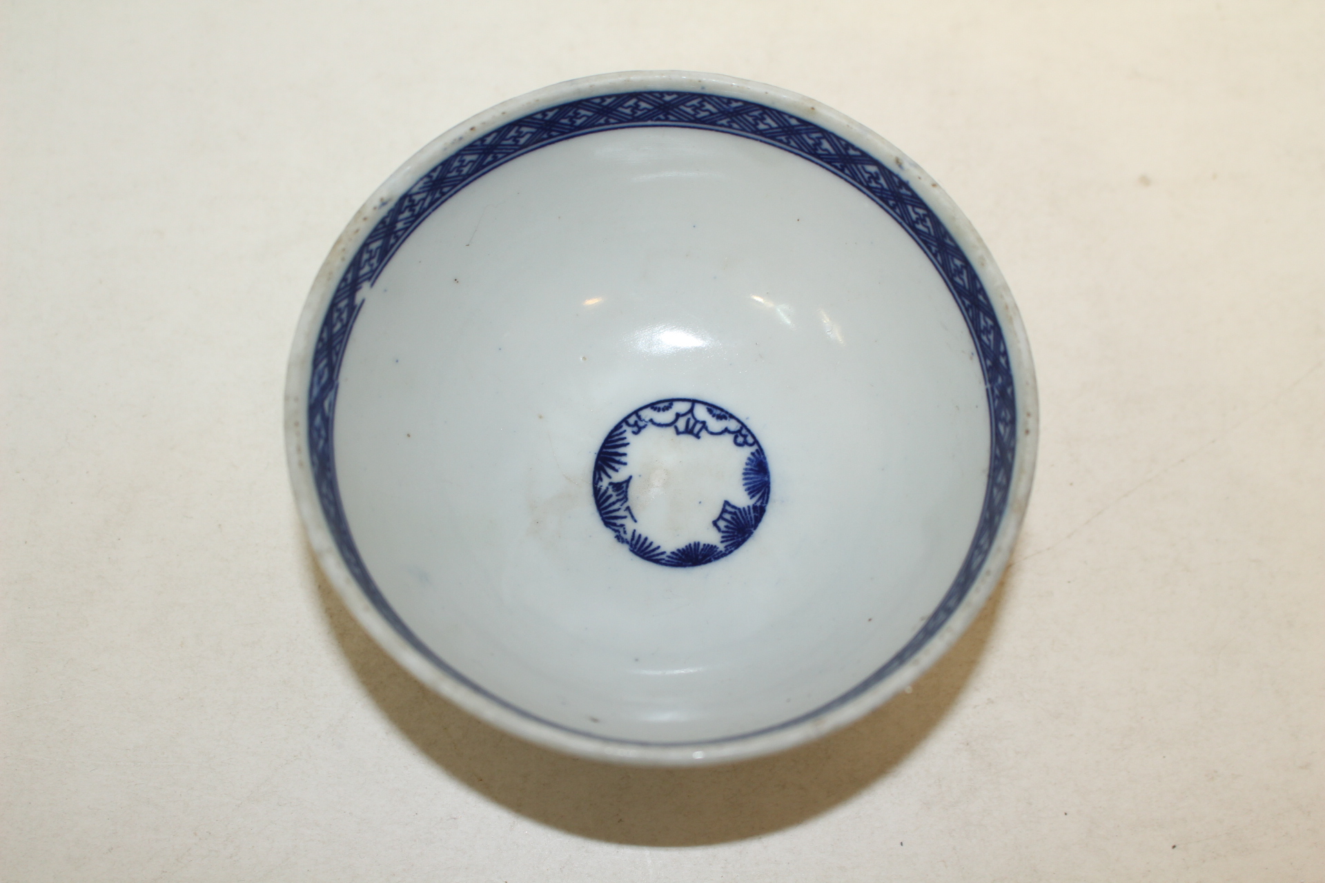 외사기 청화백자인물문 자완