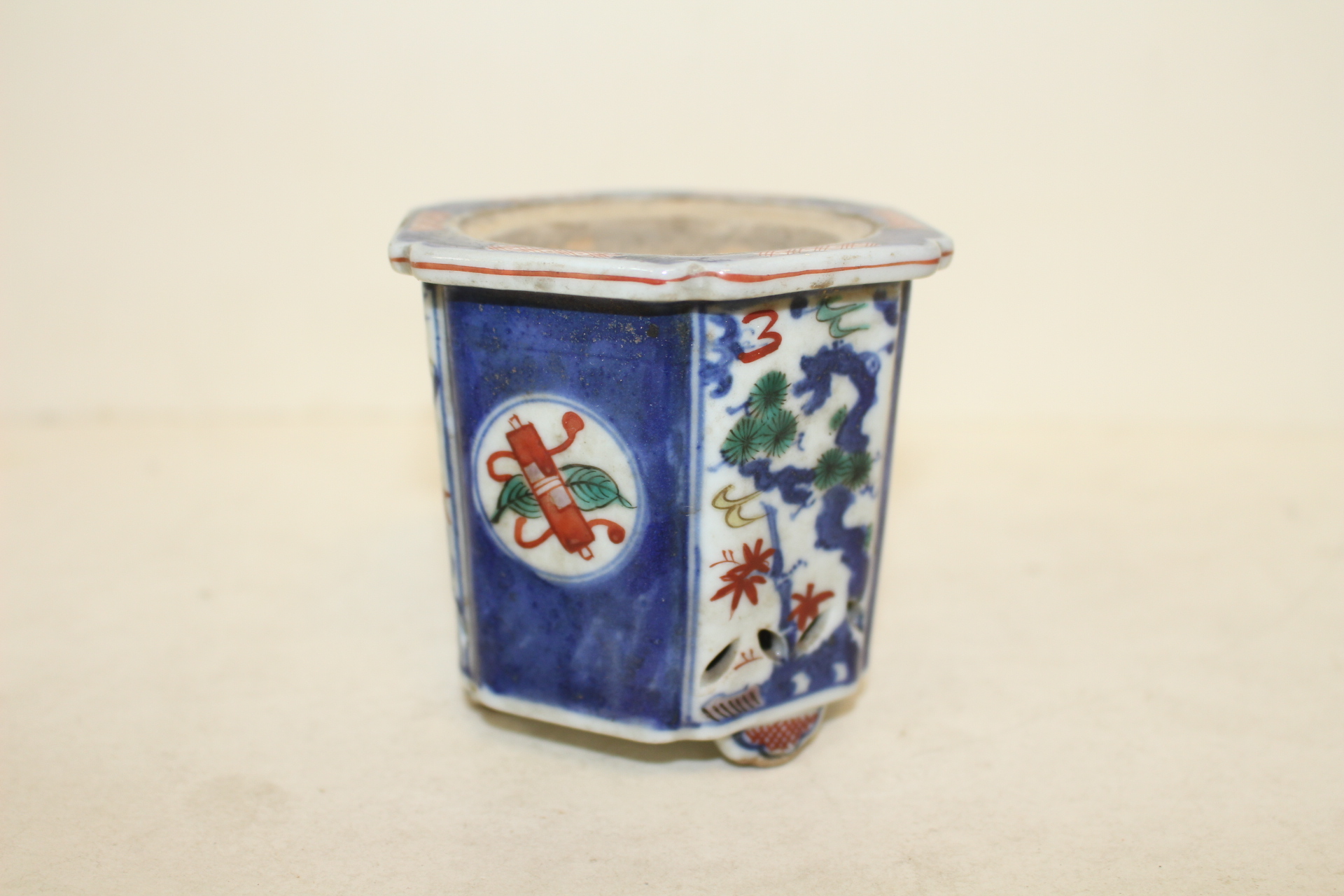 연대가좋은 청화백자진사화문 육각향로