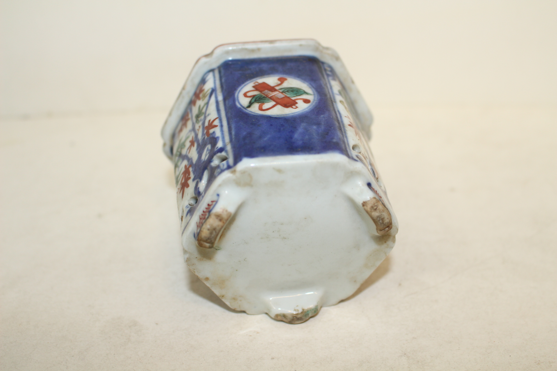 연대가좋은 청화백자진사화문 육각향로