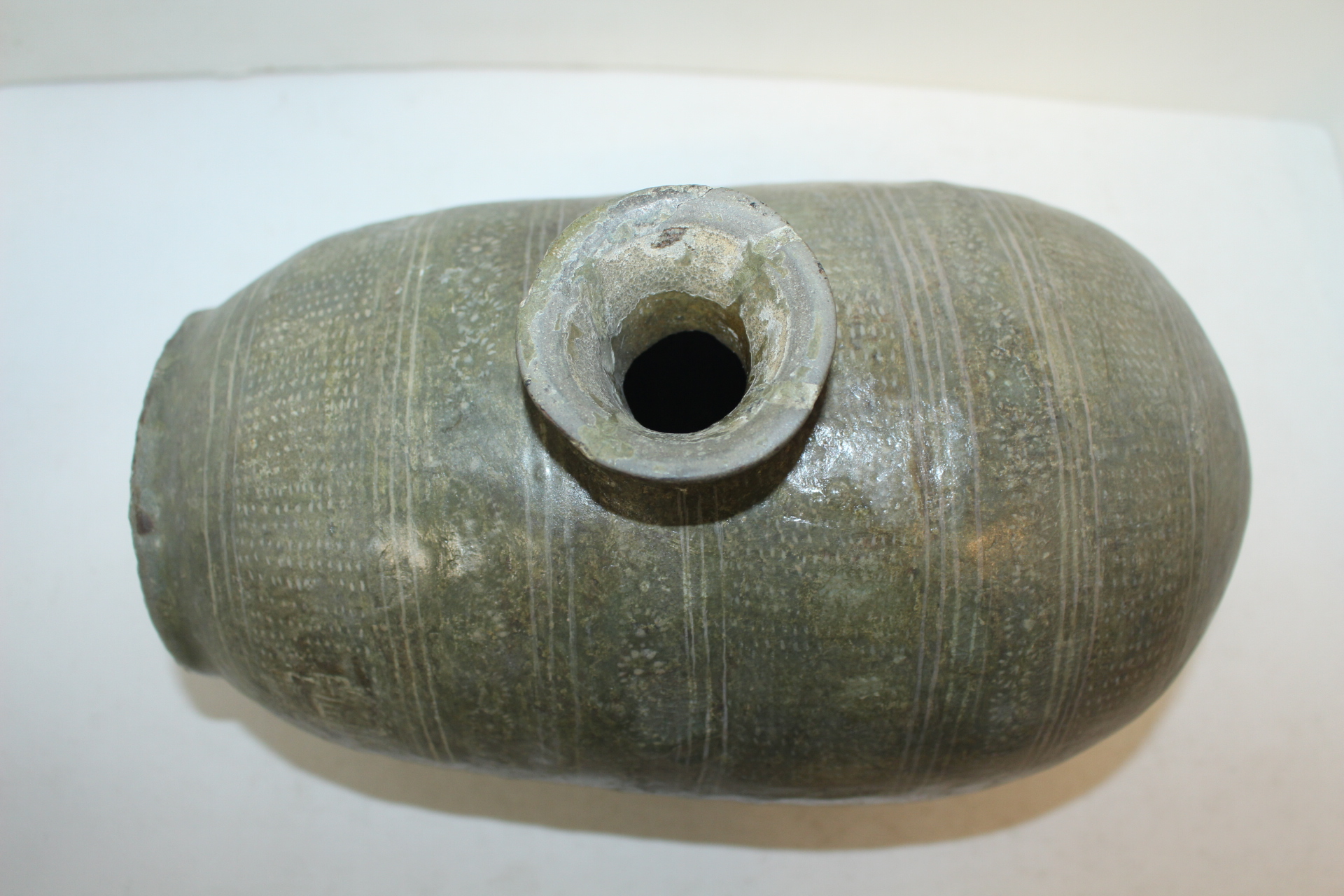 조선시대초기 분청사기국화인화문 장군호